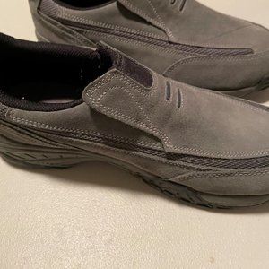 EUC Faded Glory Slip on casuals Size 12 -Dark Grey